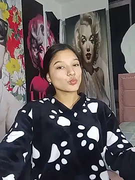 Sweet_Innocence_'s Webcam Show