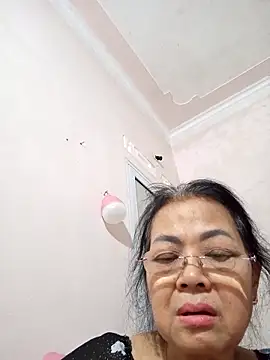 Hotestlove's Live XXX Chat