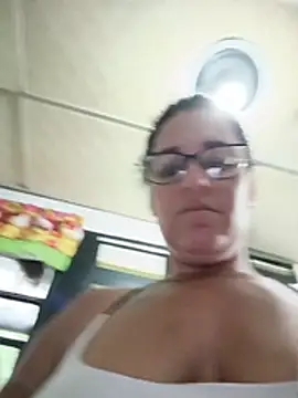 Chat XXX en directo de tugordita-hot