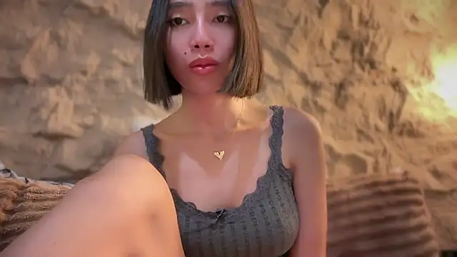 Онлайн чат XXX GenesisCastillano