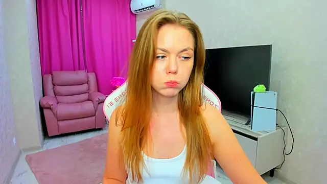 Chatroom XXX en direct de Strawberrye