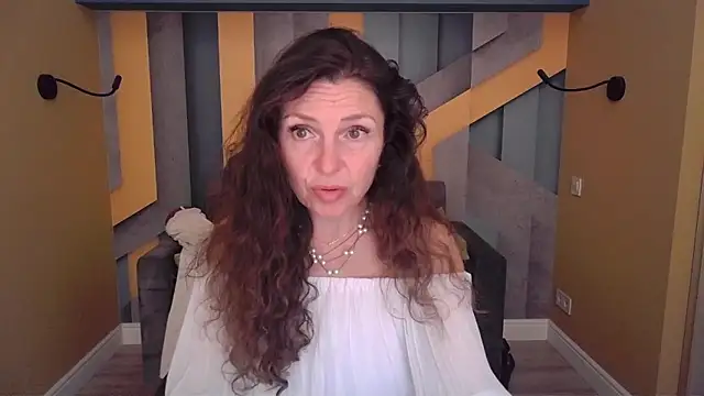 Chat +18 de EllaLong ao vivo