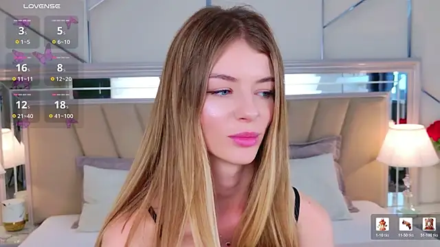 MeganMour's Live XXX Chat