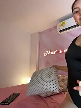 Adalyn_Cute live XXX chat