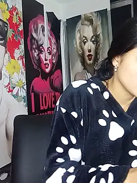 Sweet_Innocence_'s Webcam Show