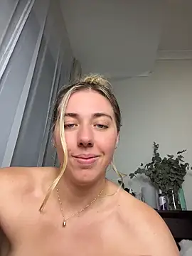 Aussielulu Pertunjukan Webcam