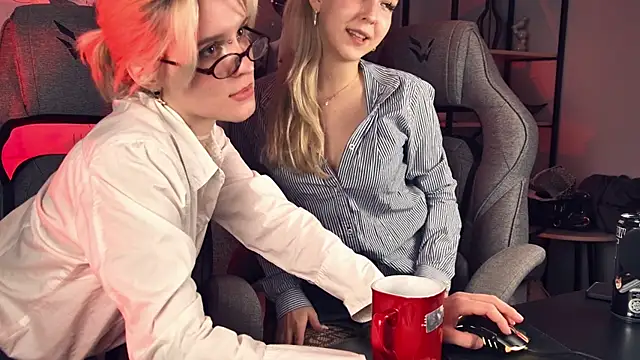 MaoqiBeverly Chat XXX in diretta