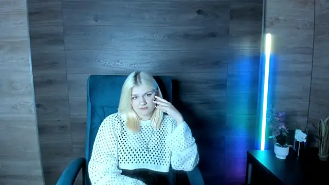 Czat XXX na żywo – HeidiPierce