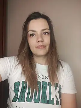 แชท XXX สดของ KrissSexi