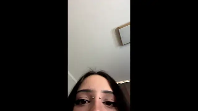 Živý XXX chat LouisePavlides