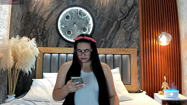 Chat XXX ao vivo de BellaPeers_
