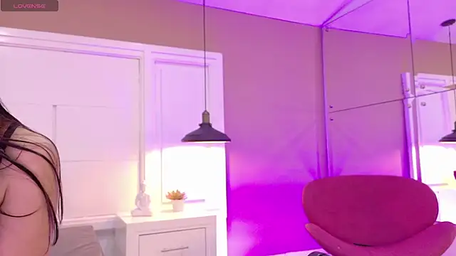 JuliaaVega 라이브 XXX 채팅