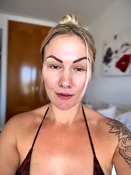 NastyMilf_: απευθείας συνομιλία ΧΧΧ