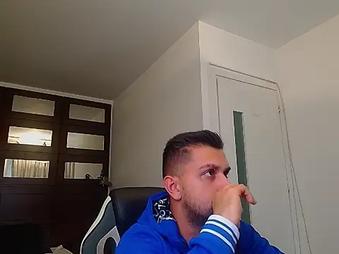 BryceReign Chat XXX live