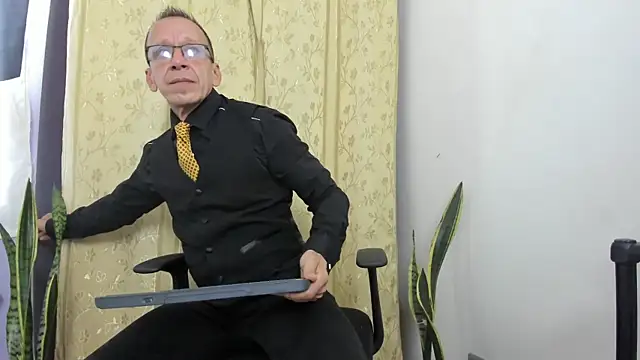 _axelking_'s Live XXX Chat