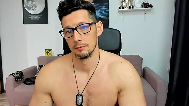 BrutusK08 Show Webcam