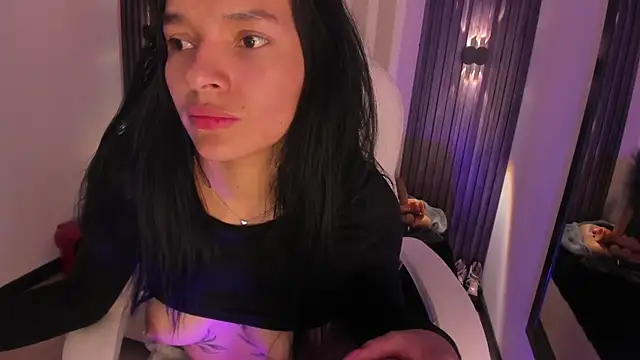 _shantal_smith Chat XXX in diretta