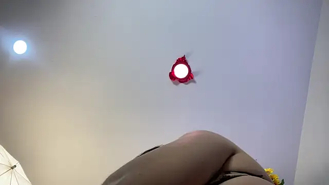 HeyAmaraa's Live XXX Chat
