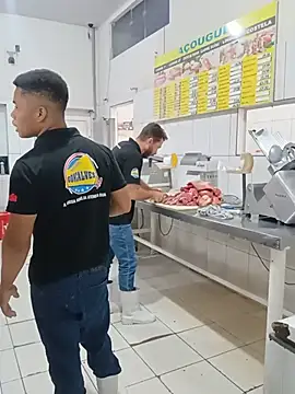 RobertoLuiz84: διαδικτυακό σόου στην κάμερα