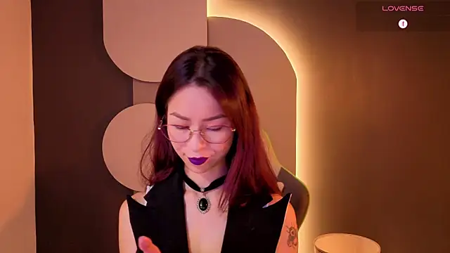 rosse_98_'s Live XXX Chat