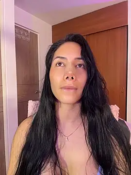 ArianaReynoldss Live XXX Chat