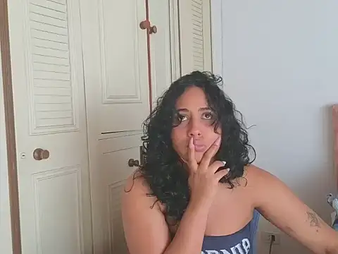 Czat XXX na żywo – Valery__lovex