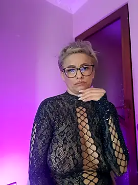 LunaBlaise: απευθείας συνομιλία ΧΧΧ