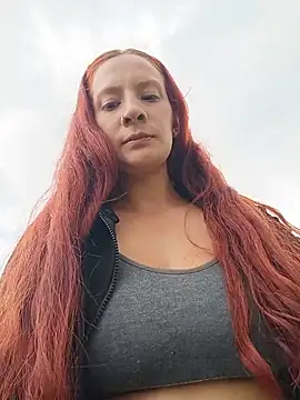 Samyra_Biker12's Webcam Show