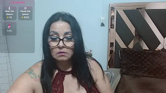 lindaesmeralda 网络视讯表演