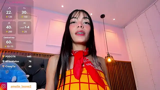 AMELIELEONE's Live XXX Chat