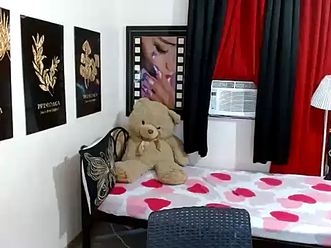Czat XXX na żywo – TSbrianaHugeCock