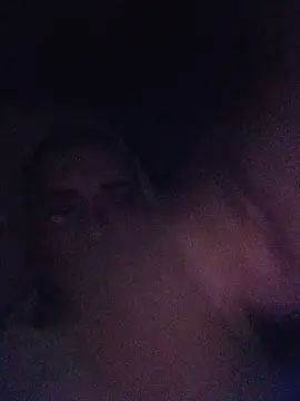 maxi111294 Webcam Show