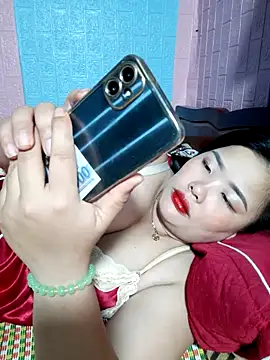 Chatroom XXX en direct de Irene-01