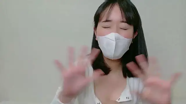 sa__ra-のライブセックスカメラショー