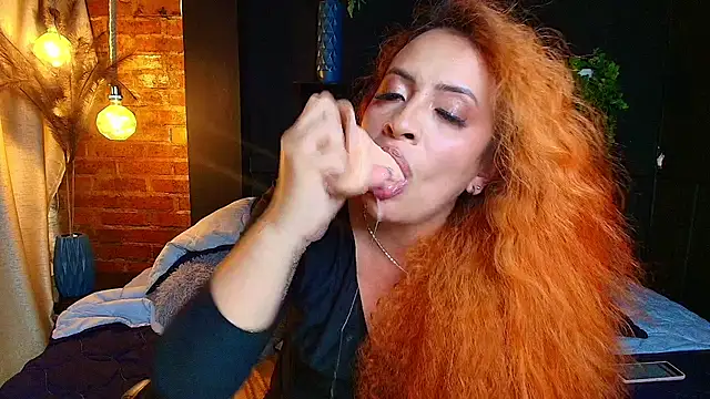 sahra_taylor_'s Webcam Show