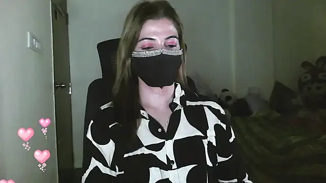 Cute_Sonii élő XXX-chatje