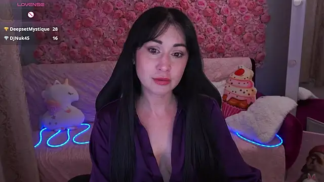 Chatroom XXX en direct de CarolinaaFoxyyy