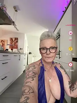 Chatroom XXX en direct de German_Milf