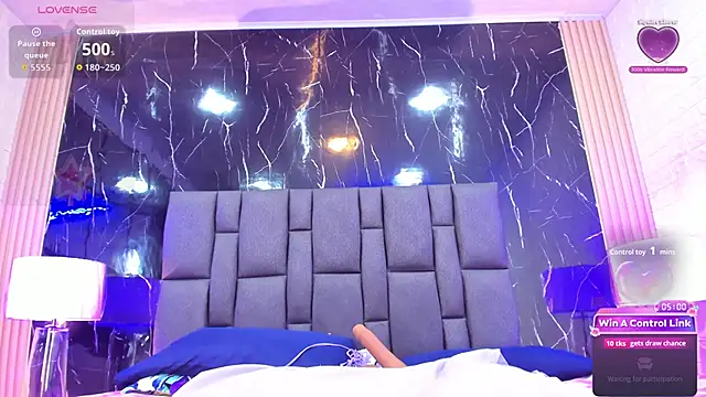 BustyGlow Adlı Modelin Canlı XXX Sohbeti