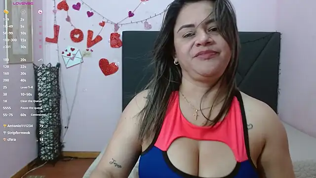 pamela_echeverria élő XXX-chatje