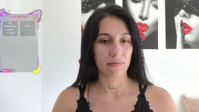 Chat +18 de tammyandrade_ ao vivo