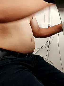 MrSecretSuit Pertunjukan Webcam