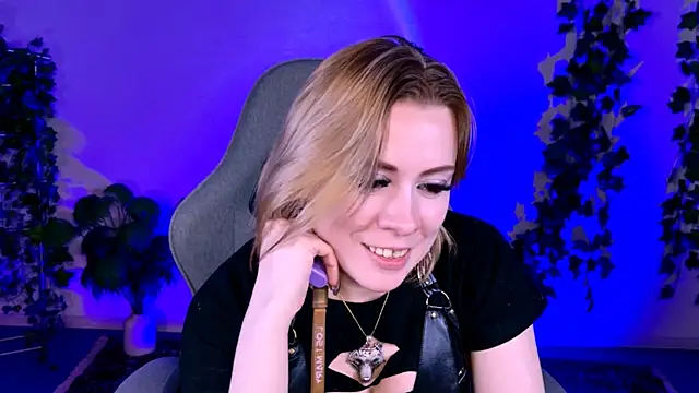 Kumiho_7777 – Naživo XXX chat