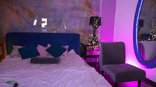 KimberlyWorld Adlı Modelin Canlı XXX Sohbeti