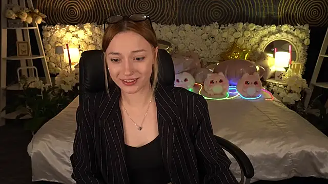LizzaMoonn Adlı Modelin Canlı XXX Sohbeti