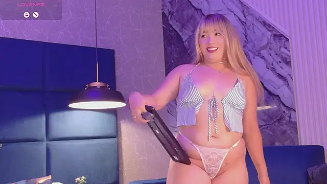 Hannah-Prada: απευθείας συνομιλία ΧΧΧ
