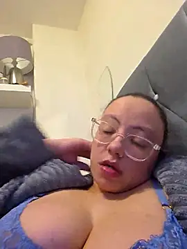 عرض كام Princess__Peaches الجنسي المباشر