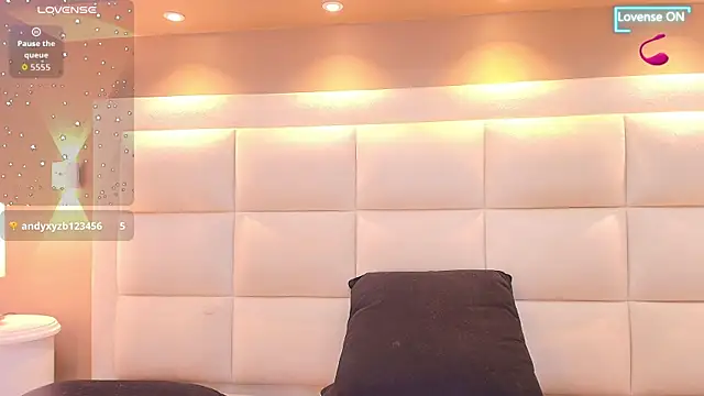 XXX chat uživo modela Chloebrunnie