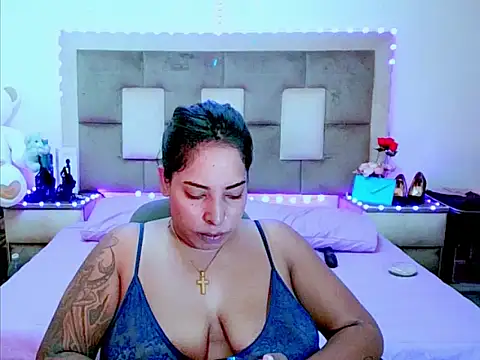 Chatroom XXX en direct de indiantopaz694u