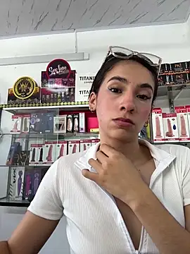 Chat +18 de lunaluxury22 ao vivo